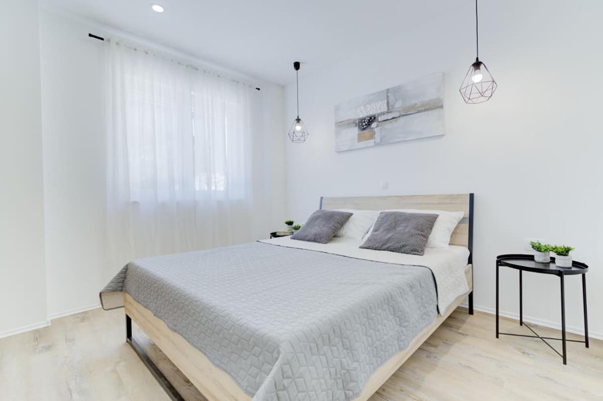 Nv Sun 23 By Aneo Travel Apartment โนวีวีโนดอลสกี ภายนอก รูปภาพ